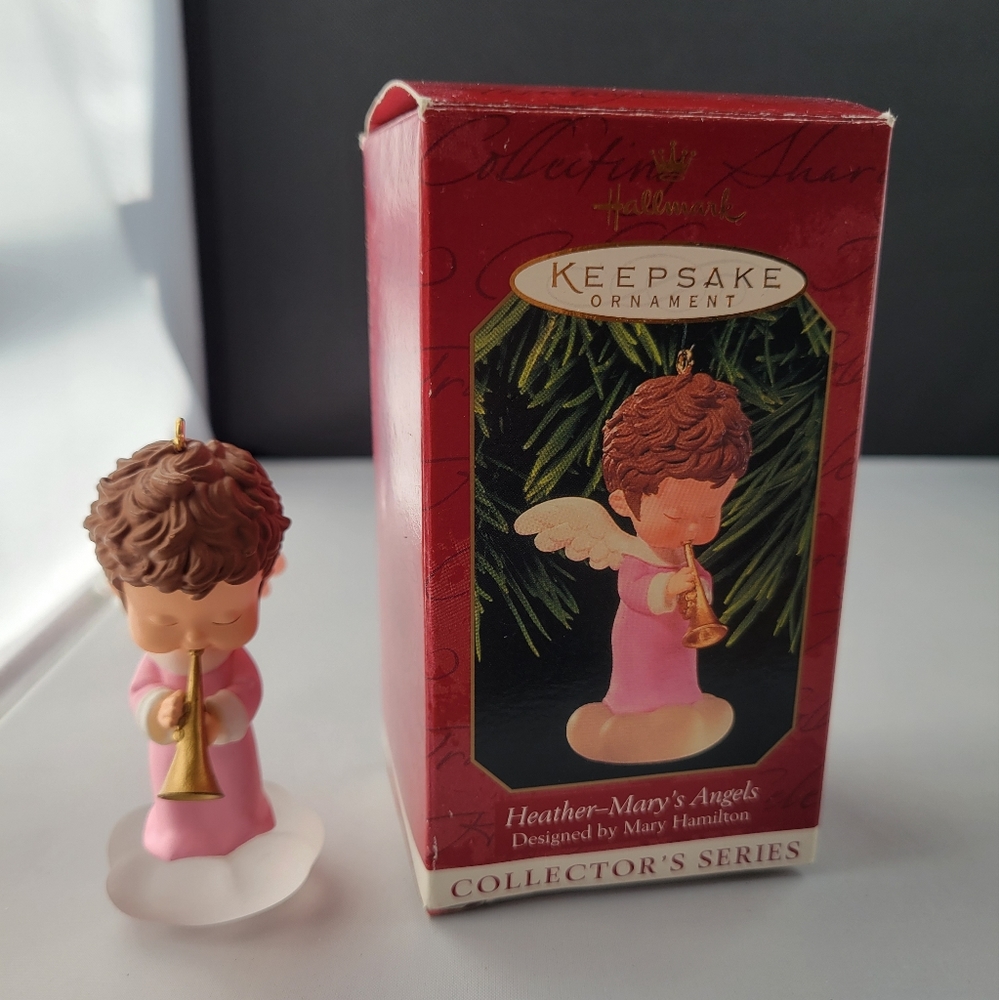 1999 Hallmark Vintage Heather Mary's Angel Ornament All Occasion